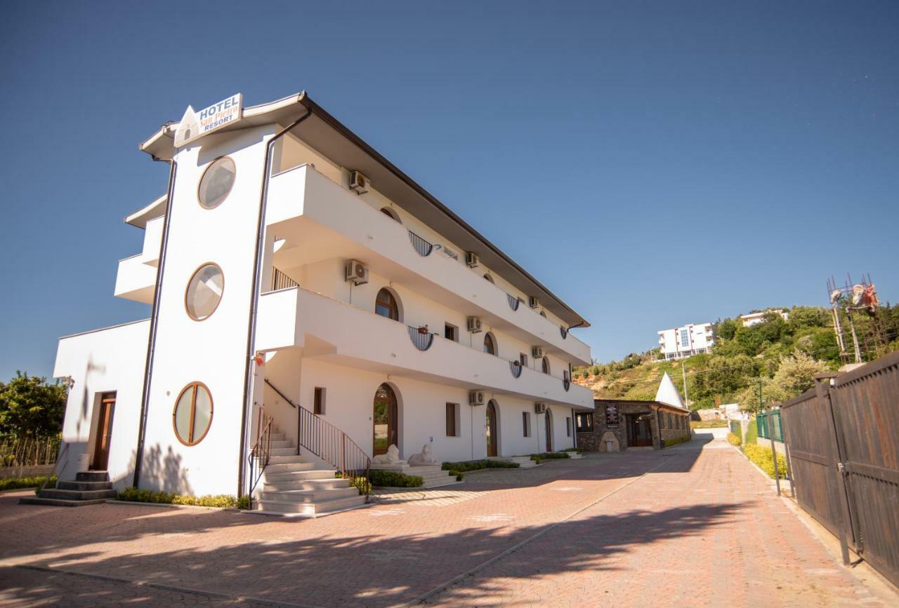 Hotel San Pietro Martin Fushë-Draçi Exterior foto